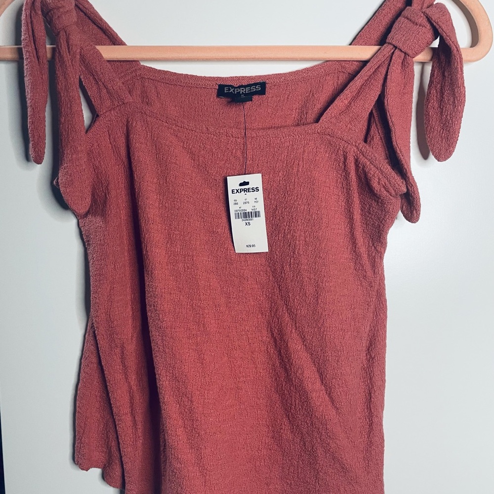 NWT  Express 2 Women's Tank Top  Bundle Sz XS
